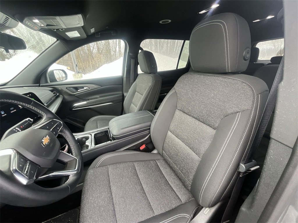 Certified 2024 Chevrolet Traverse LT image 12