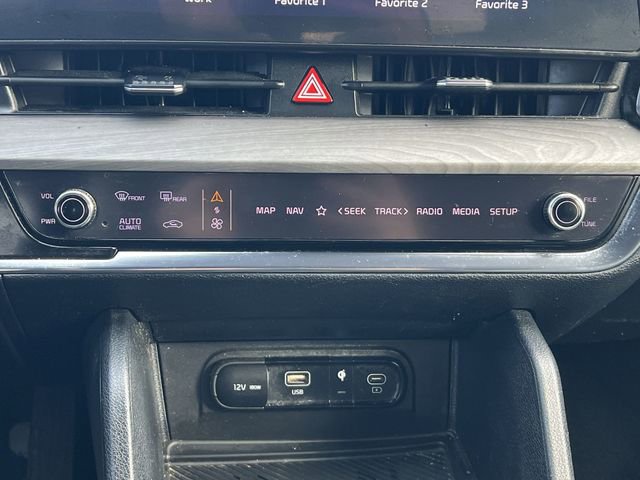 Used 2023 Kia Sportage X-Line w/ X-Line Premium Package image 16