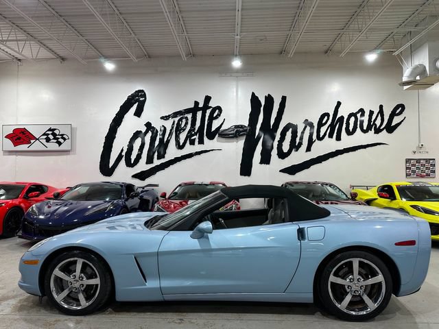 Used 2012 Chevrolet Corvette Convertible w/ 3LT Preferred Equipment Group RWD image 2