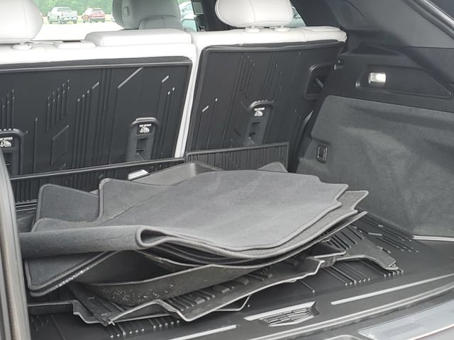 Certified 2024 Cadillac Lyriq Sport w/ LPO, Floor Liner Package AWD/4WD image 31