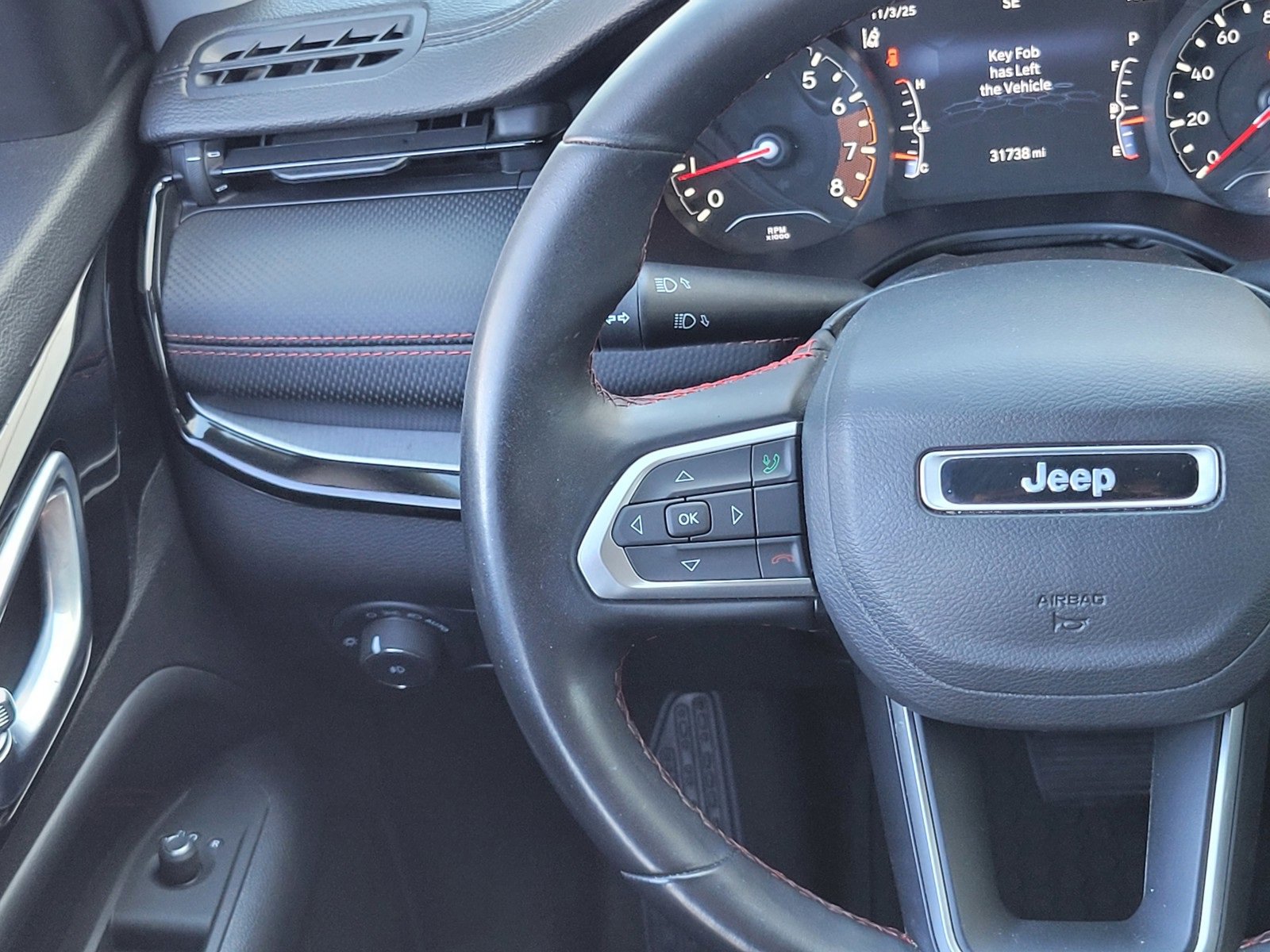 Used 2022 Jeep Compass Trailhawk w/ Sun and Sound Group image 11