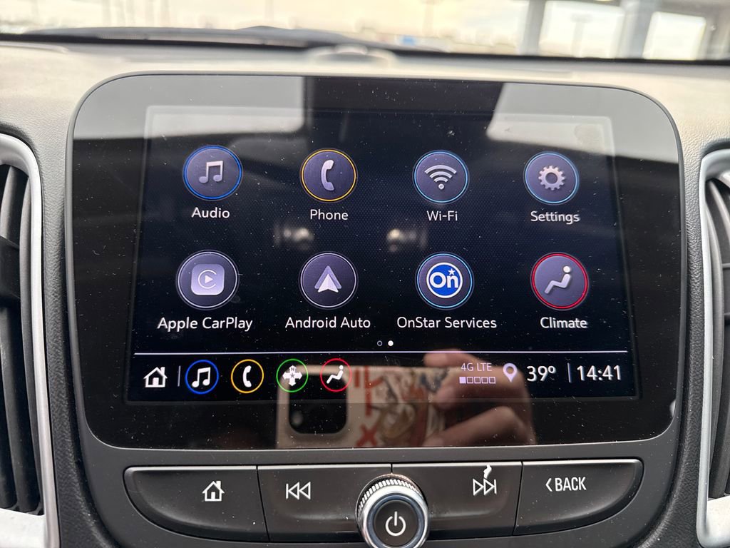 Used 2024 Chevrolet Malibu LT image 22