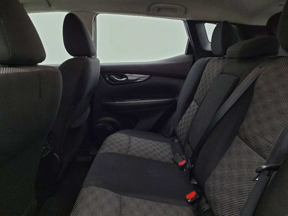 Used 2018 Nissan Rogue Sport SV AWD/4WD image 18