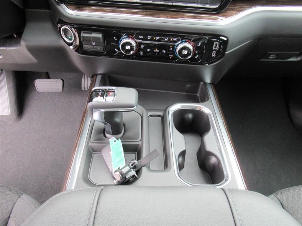 New 2026 GMC Sierra 1500 Elevation image 21