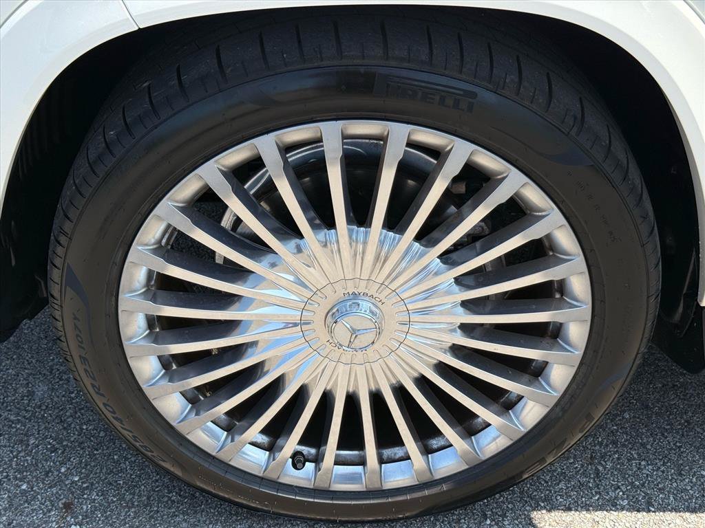 Certified 2024 Mercedes-Benz Maybach GLS 600 4MATIC image 10