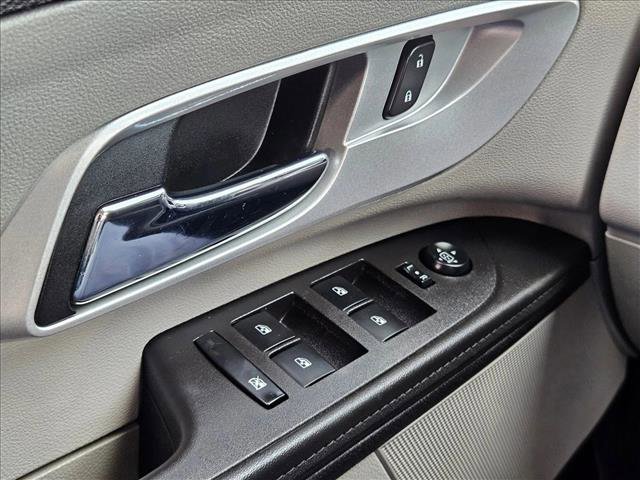 Used 2015 Chevrolet Equinox LS image 11