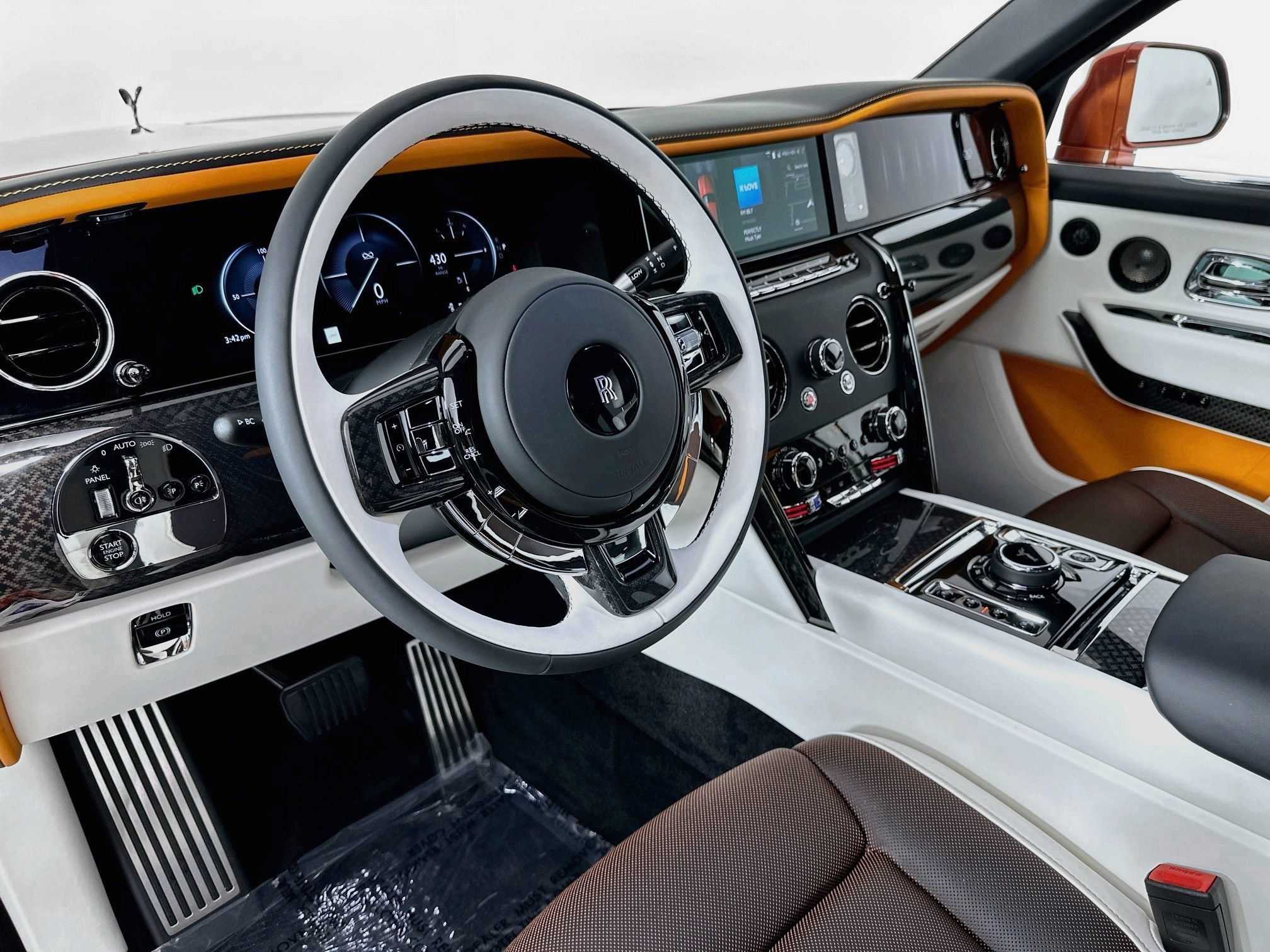 New 2027 Rolls-Royce Cullinan Black Badge AWD/4WD image 11