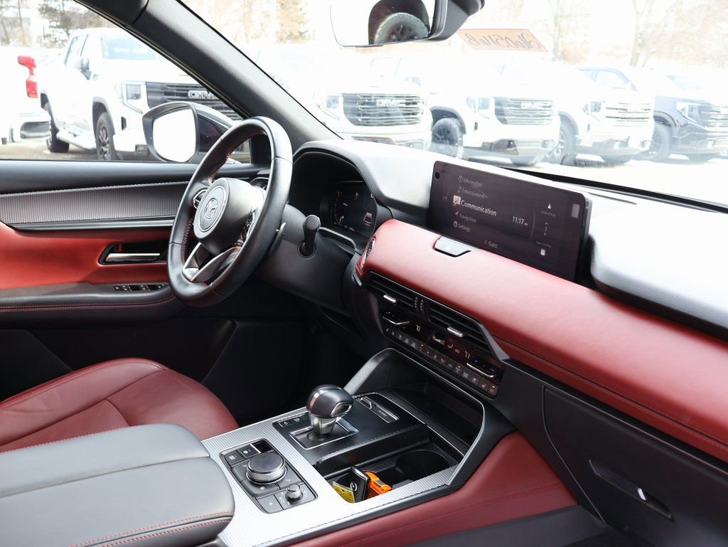 Used 2025 MAZDA CX-70 3.3 Turbo S w/ Premium Package image 37