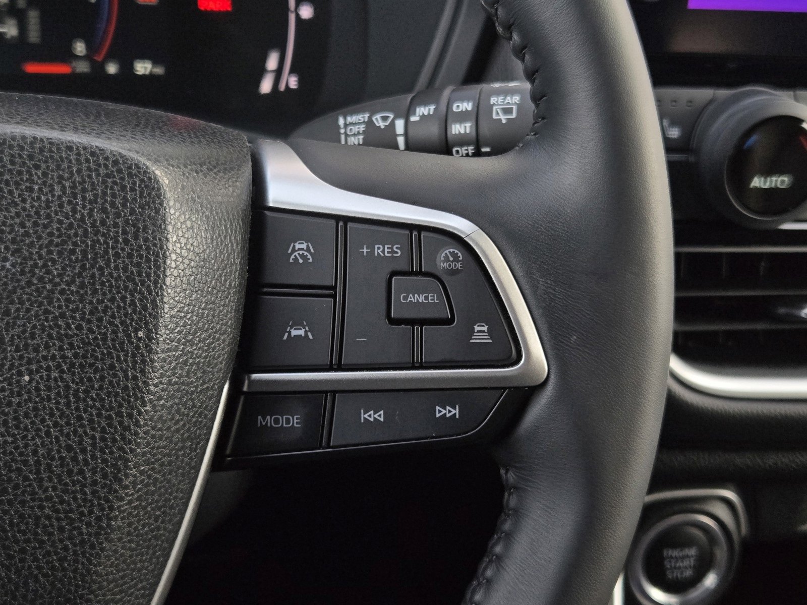 Certified 2024 Toyota Grand Highlander XLE image 20