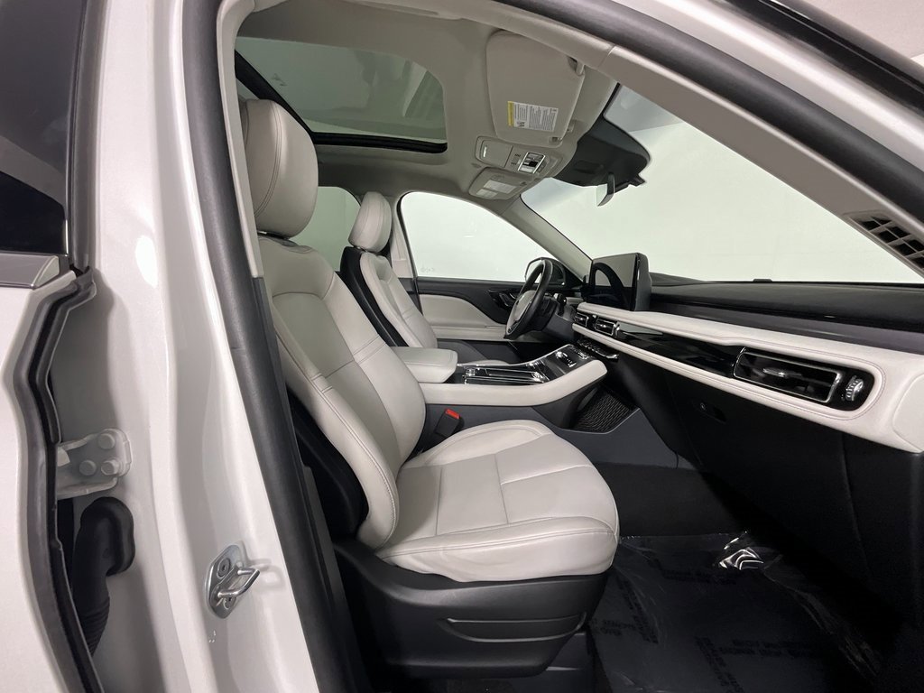 Used 2025 Lincoln Aviator 2WD w/ Equipment Group 101A image 21
