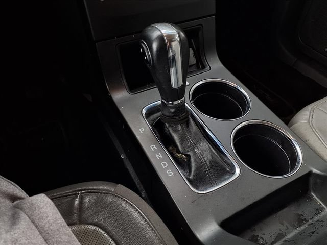 Used 2016 Ford Flex SEL w/ Equipment Group 202A FWD image 16