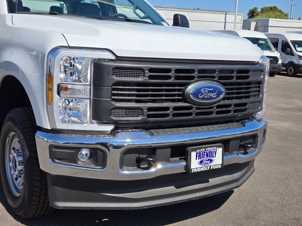 New 2026 Ford F250 XL w/ XL Chrome Package AWD/4WD image 2