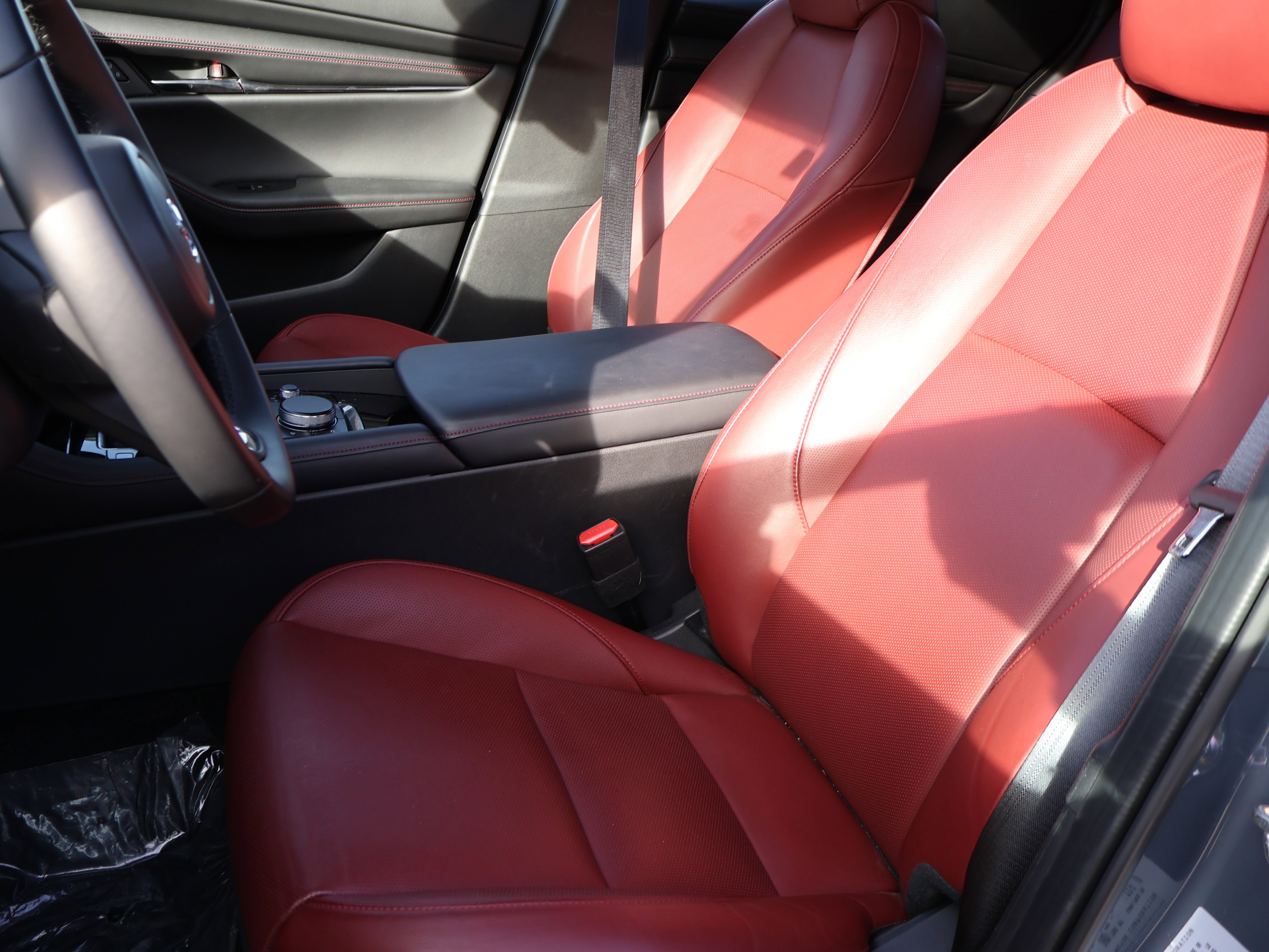 Certified 2025 MAZDA MAZDA3 Carbon image 41