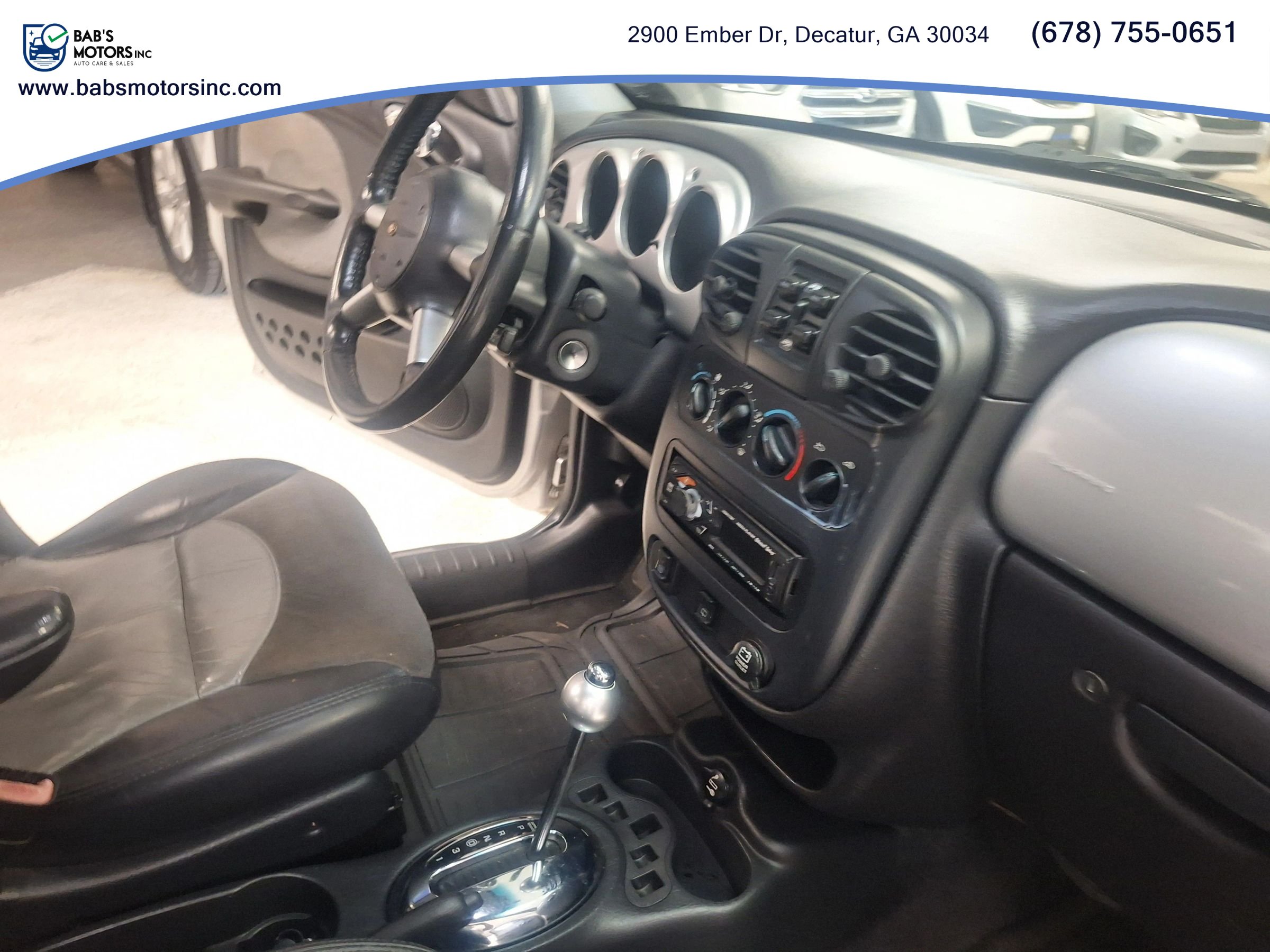 Used 2004 Chrysler PT Cruiser Limited FWD image 11