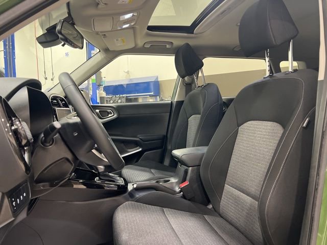 Used 2023 Kia Soul EX FWD image 10