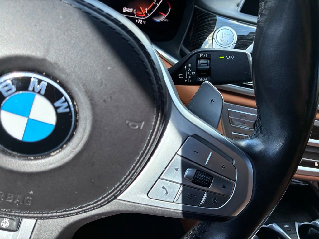 Used 2022 BMW 750i xDrive w/ Luxury Rear Seating Package AWD/4WD image 31
