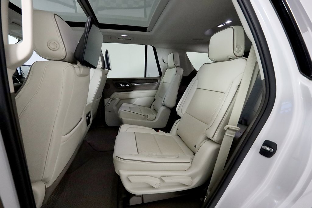 Used 2021 GMC Yukon Denali w/ Denali Premium Package image 17