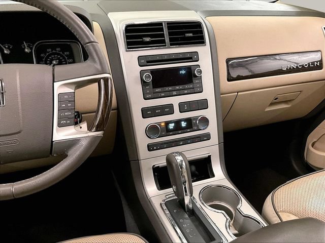 Used 2008 Lincoln MKX AWD image 7