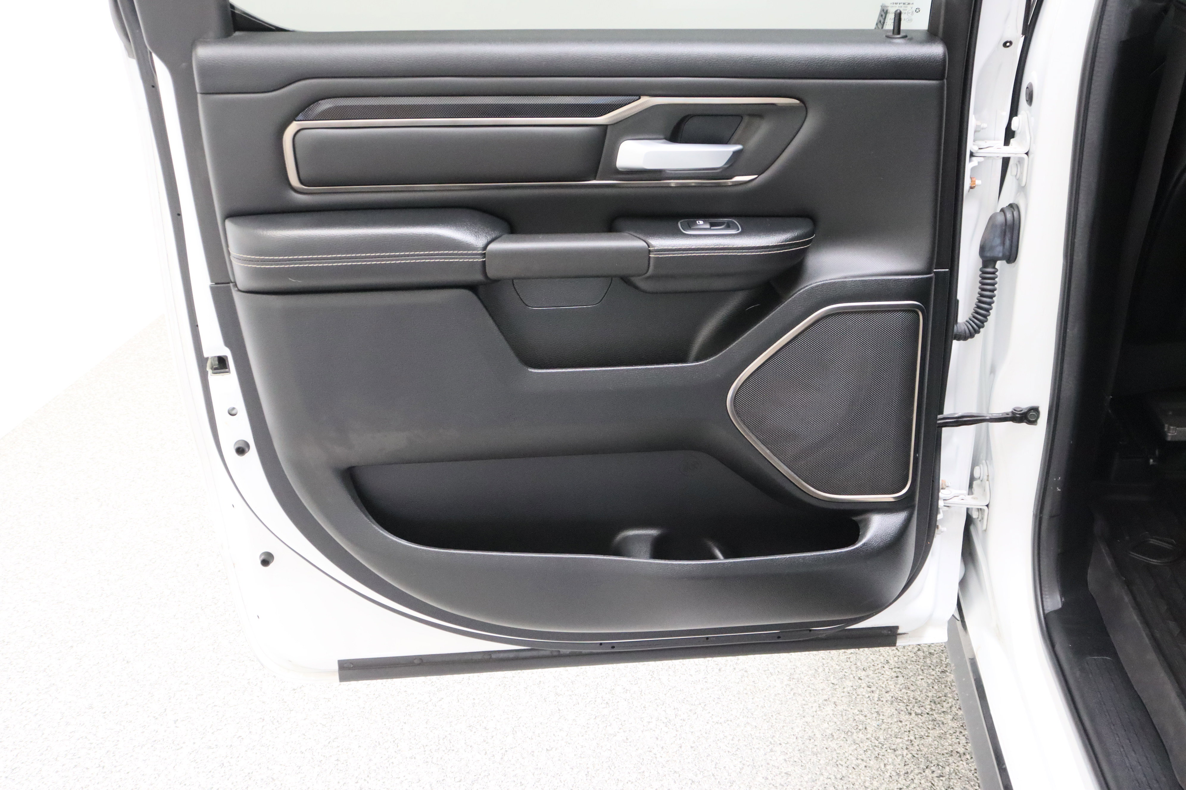 Used 2020 RAM 1500 Rebel w/ Rebel Level 2 Equipment Group AWD/4WD image 28