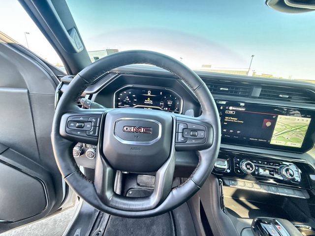 Used 2025 GMC Sierra 1500 AT4 w/ AT4 Premium Package AWD/4WD image 14
