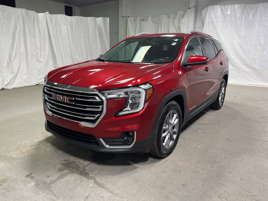 Used 2022 GMC Terrain SLT FWD image 3