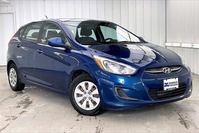 Used 2016 Hyundai Accent SE image 1