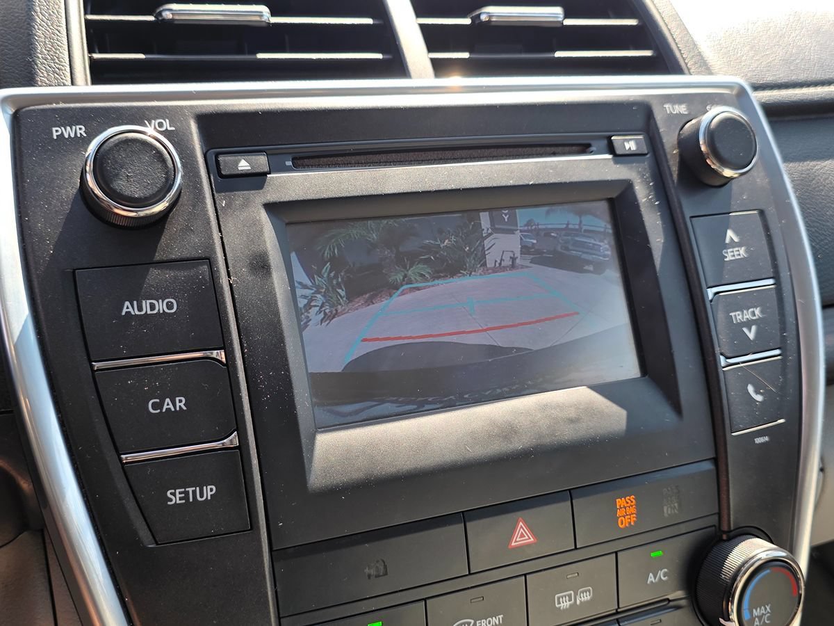 Used 2016 Toyota Camry LE FWD image 34