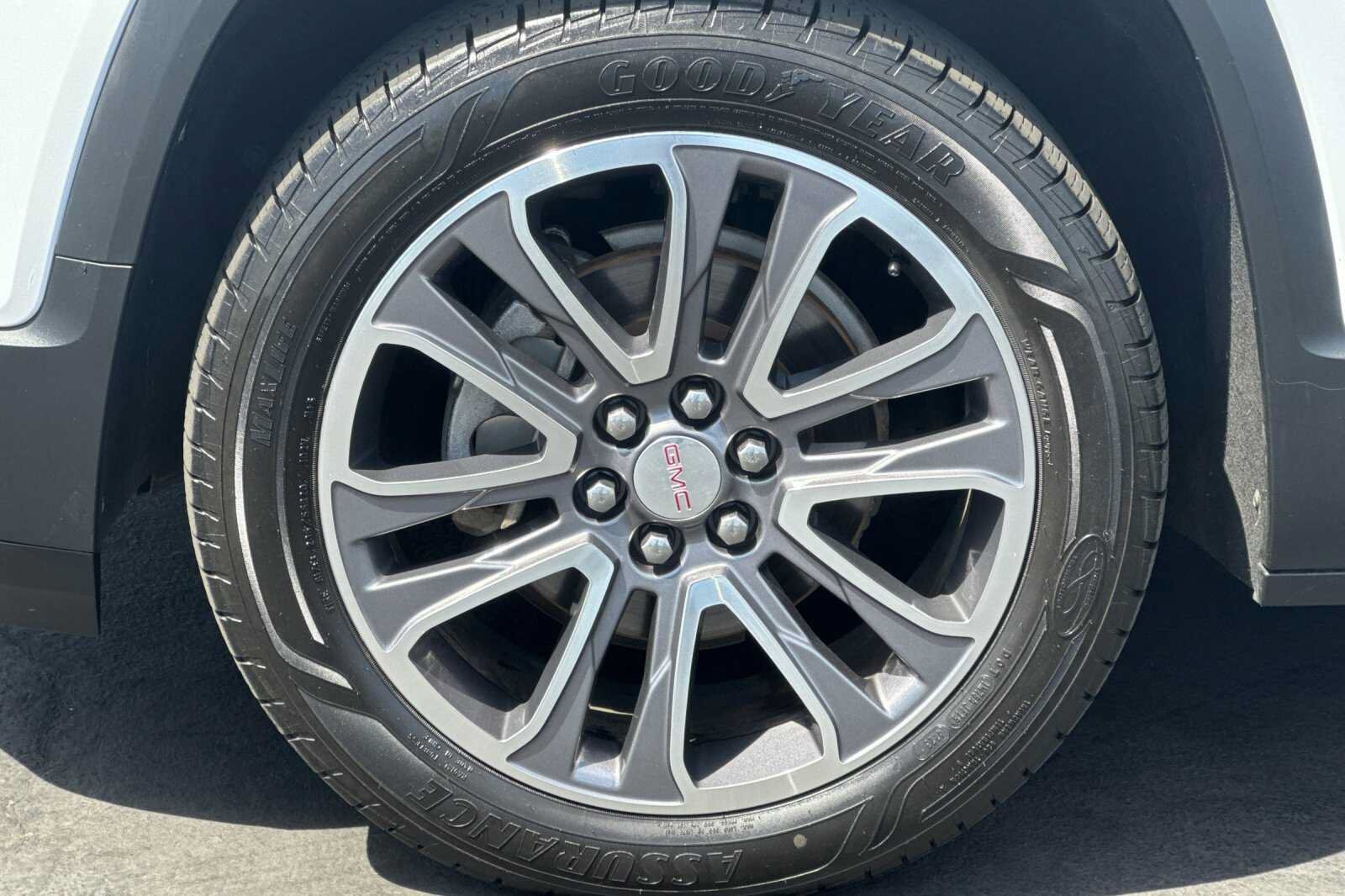 Used 2020 GMC Acadia AT4 w/ Trailering Package AWD/4WD image 26