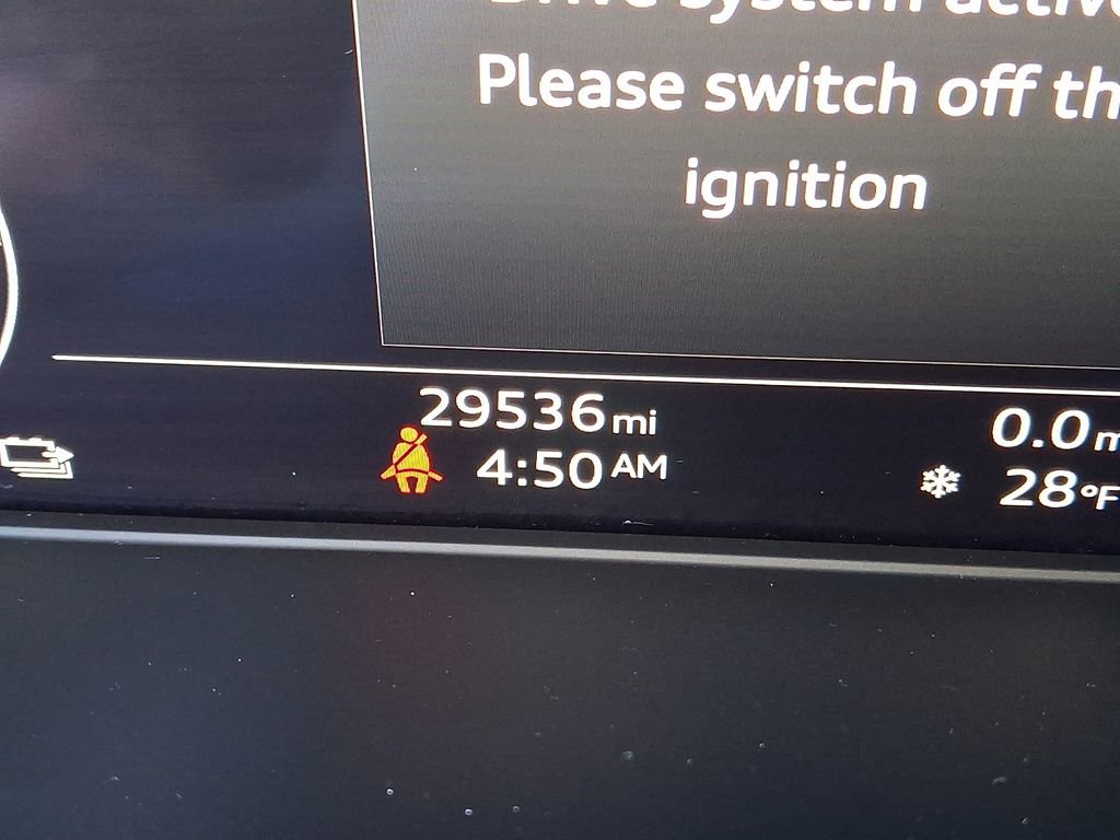 Used 2023 Audi Q5 e Premium w/ Convenience Package image 16