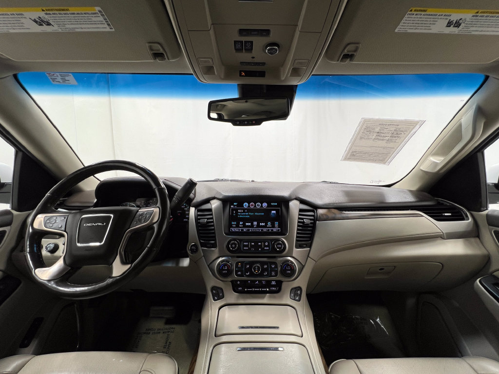 Used 2018 GMC Yukon Denali AWD/4WD image 22