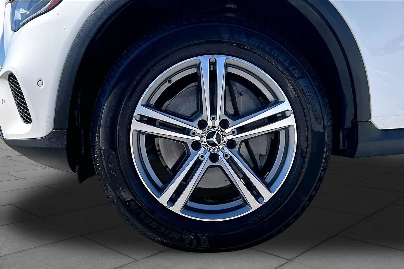 Used 2021 Mercedes-Benz GLC 300 image 20