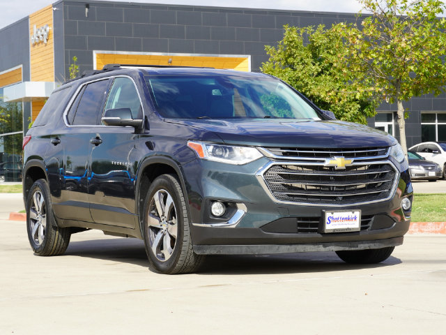 Used 2021 Chevrolet Traverse LT w/ LT Premium Package AWD/4WD image 7