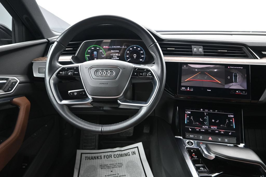 Used 2022 Audi e-tron Premium w/ Convenience Plus Package AWD/4WD image 29