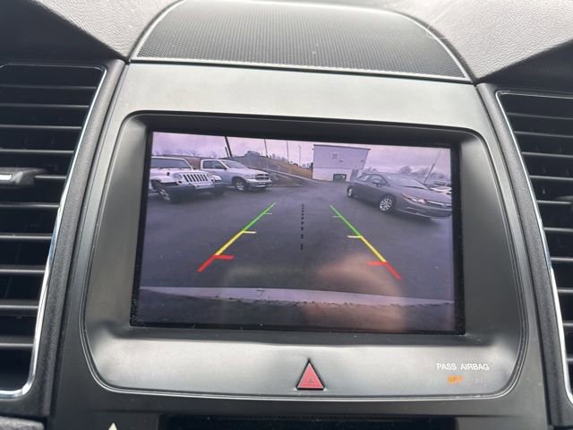 Used 2013 Ford Taurus SEL image 18