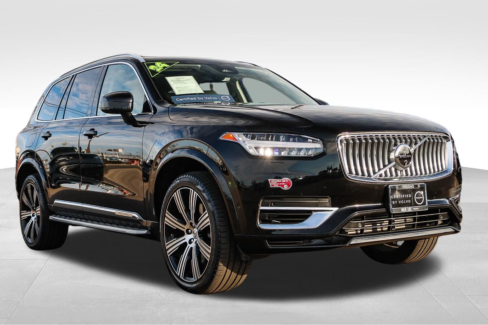 Used 2024 Volvo XC90 T8 Ultimate w/ Protection Package Premier image 3