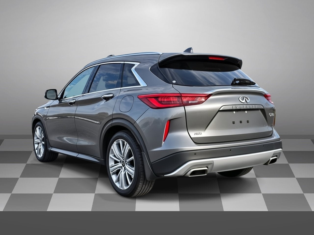 Used 2020 INFINITI QX50 Sensory w/ Proactive Package AWD/4WD image 4