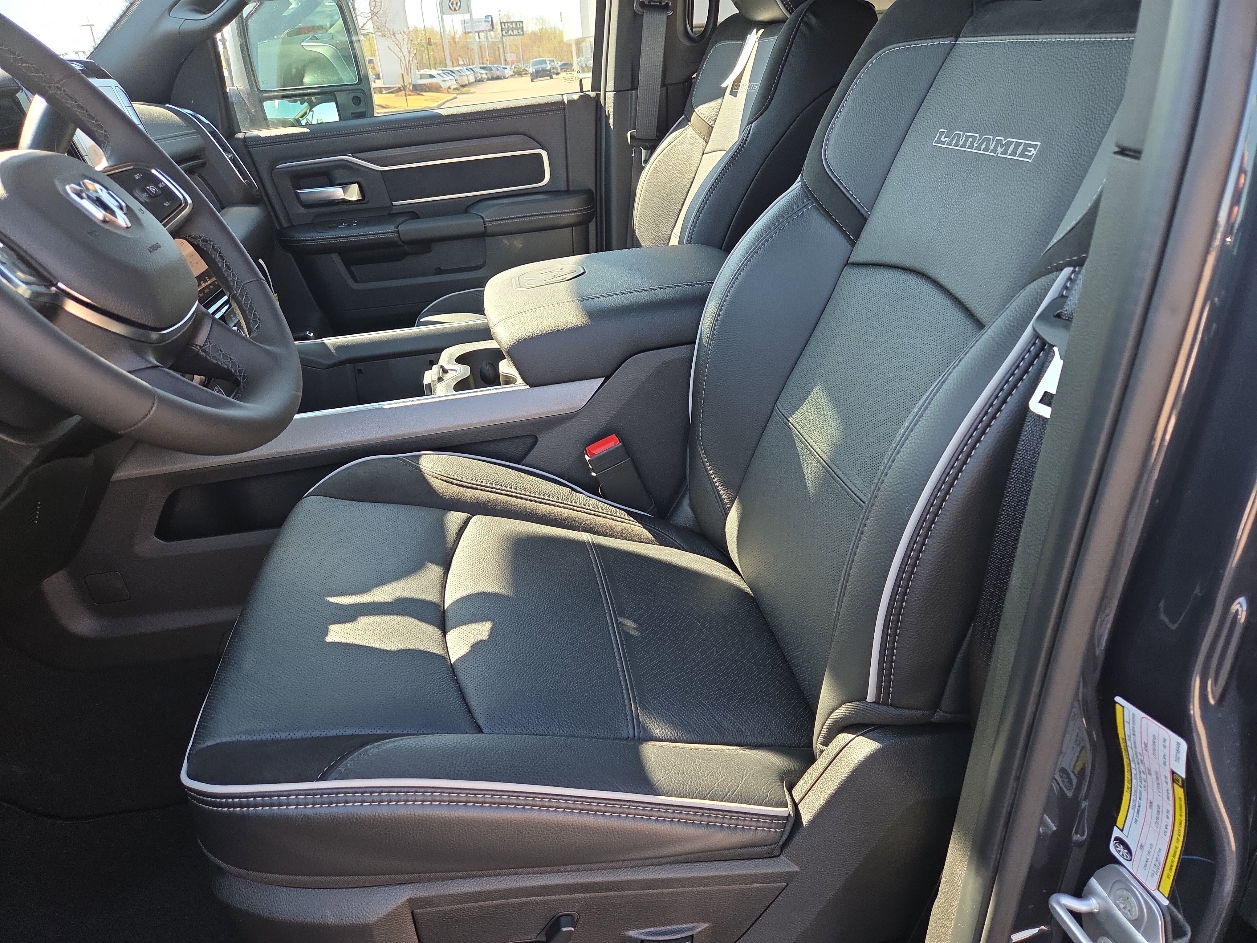 New 2026 RAM 3500 Laramie w/ Towing Technology Group image 4