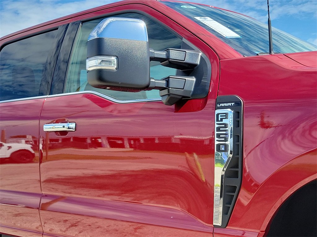New 2026 Ford F250 4x4 Crew Cab Super Duty image 6