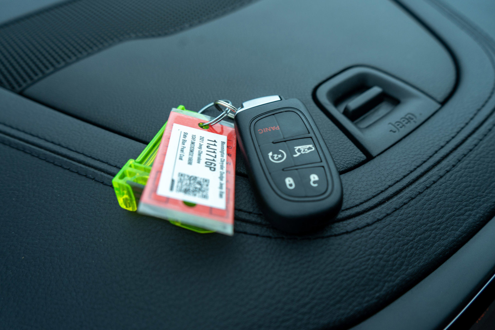 Used 2021 Jeep Cherokee Limited image 30