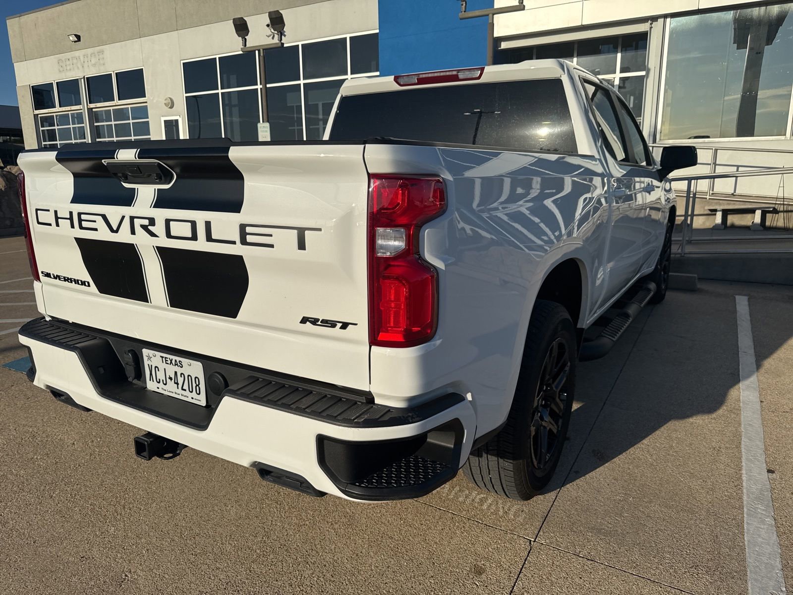 Used 2025 Chevrolet Silverado 1500 RST w/ Rally Edition AWD/4WD image 7