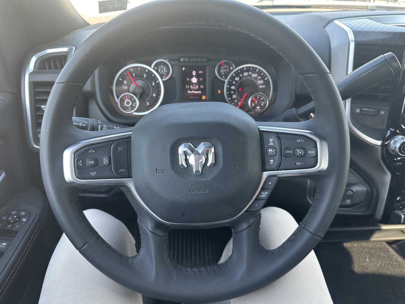 Used 2025 RAM 2500 Big Horn AWD/4WD image 10