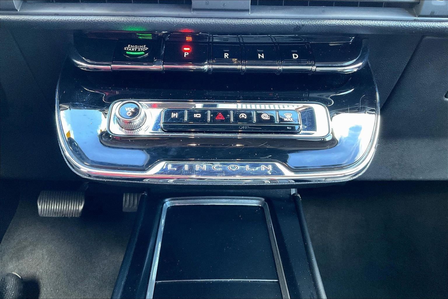 Used 2023 Lincoln Corsair AWD image 34