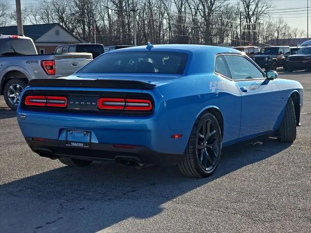 Certified 2019 Dodge Challenger R/T w/ Plus Package RWD image 7