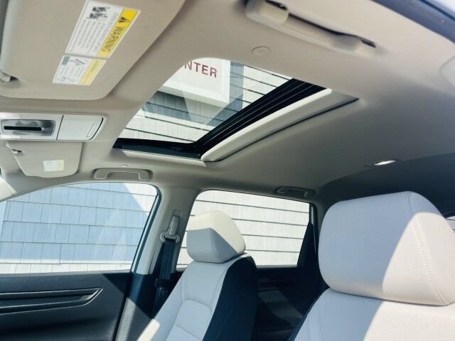 Used 2024 Honda CR-V EX image 10