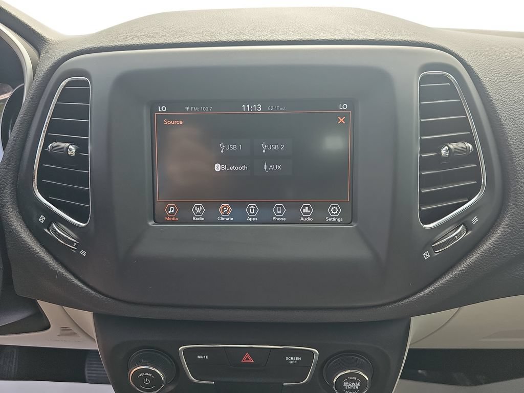 Used 2019 Jeep Compass Latitude w/ Popular Equipment Group FWD image 21