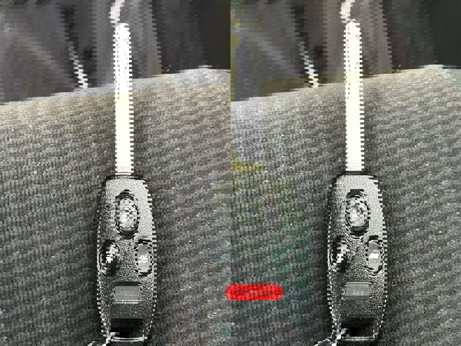 Used 2004 Honda Accord LX image 25