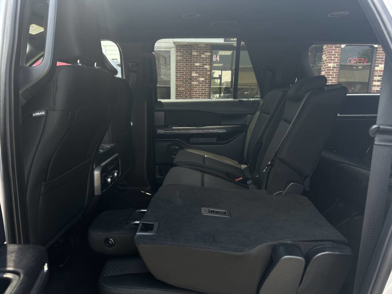 Used 2019 Ford Expedition Max XLT image 20