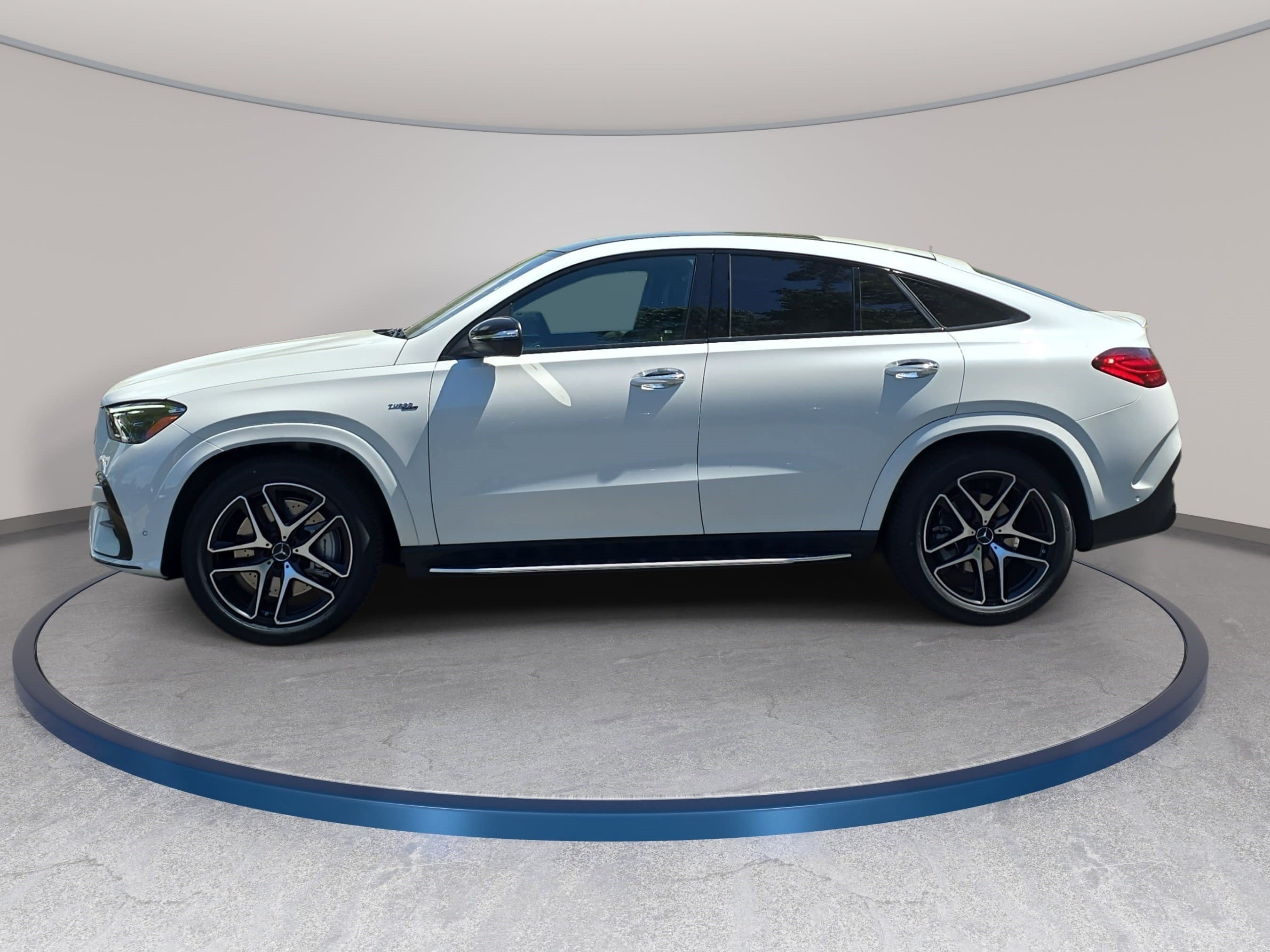 New 2026 Mercedes-Benz GLE 53 AMG 4MATIC Coupe image 8