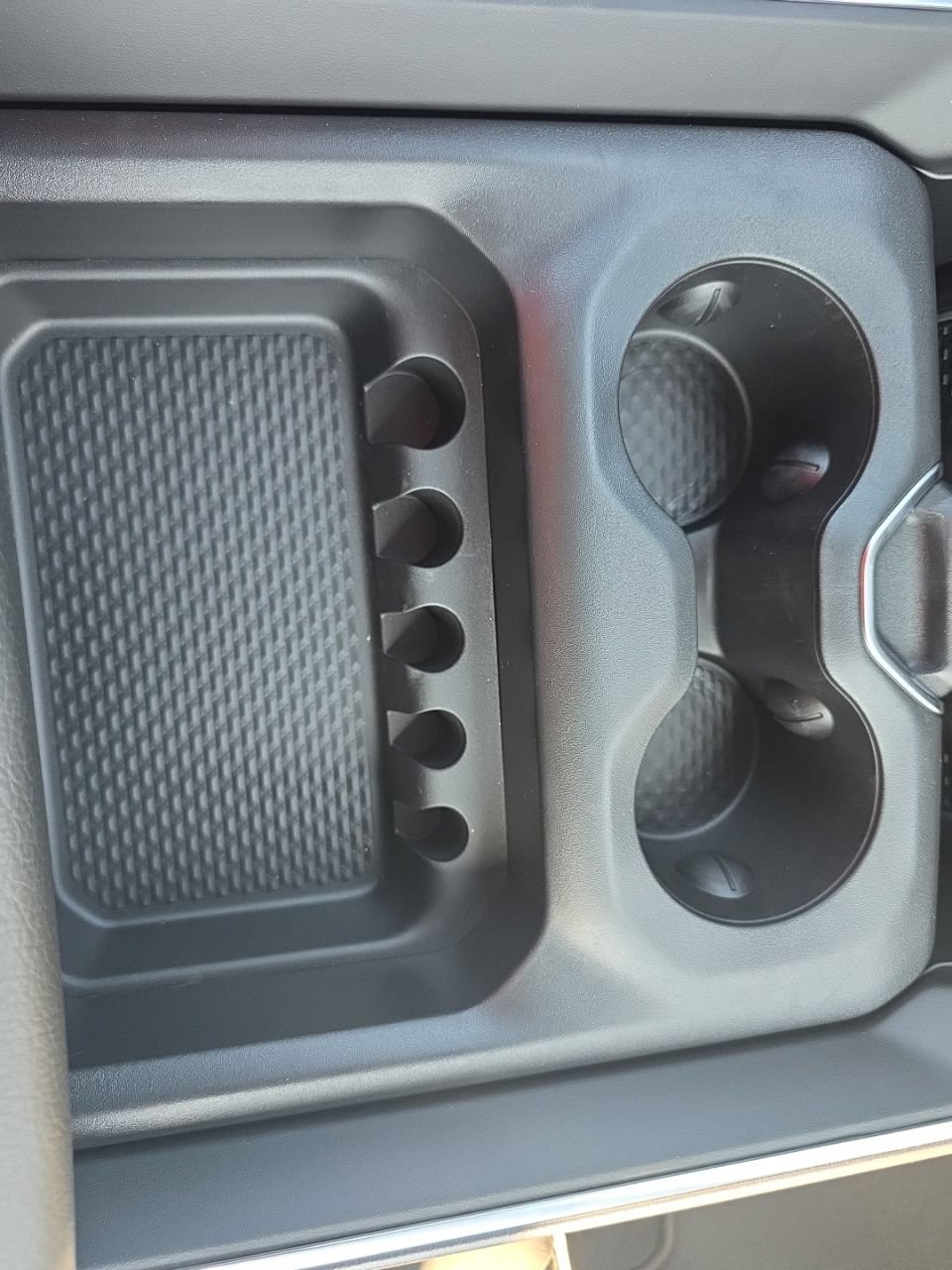 New 2026 RAM 1500 Laramie w/ Night Edition AWD/4WD image 38