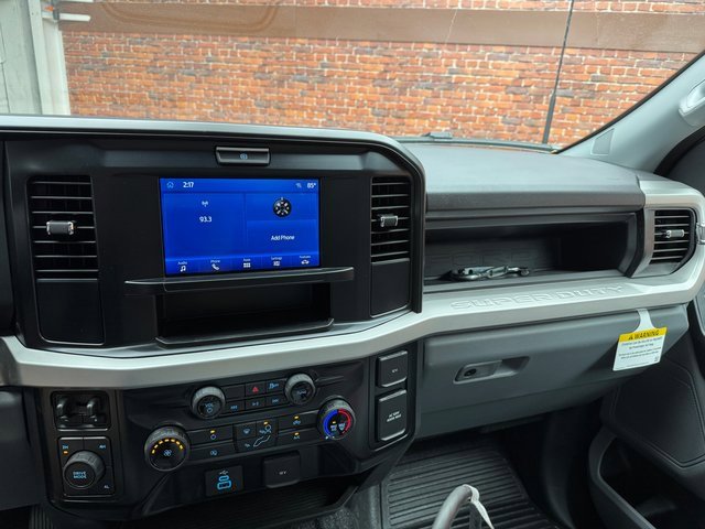 New 2025 Ford F550 4x4 Regular Cab Super Duty image 16